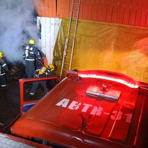 Incêndio atinge aviário em Mondaí durante a madrugada