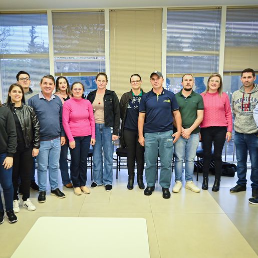 São Lourenço do Oeste vai adotar a Secretaria de Educação de Estrela no RS