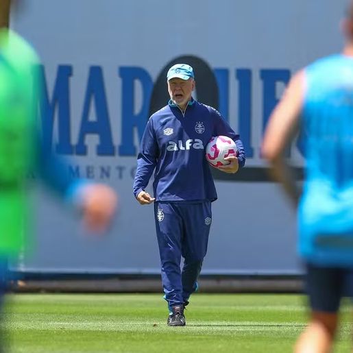 Escalação do Grêmio: Mano tem chance de repetir time após quatro meses