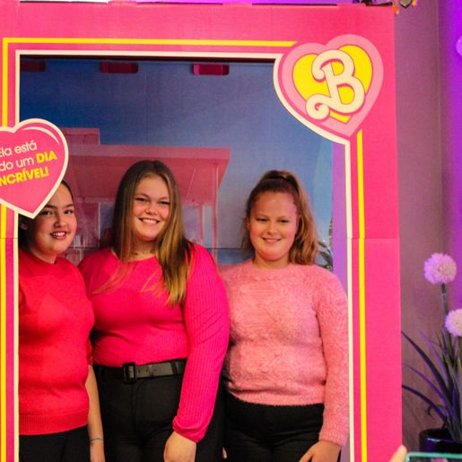 Maior bilheteria do ano ‘Barbie’ segue um fenômeno nos cinemas