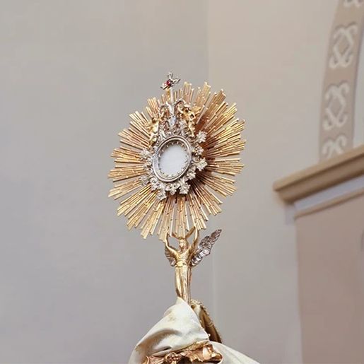 Fé e tradição marcam celebração de Corpus Christi em Iporã do Oeste nesta quinta