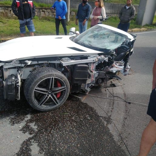 Empresário morre em grave acidente na BR-101