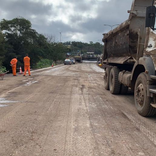 Com ajuda do clima, trecho pavimentado da BR-163 deve ser liberado para trânsito; vídeo