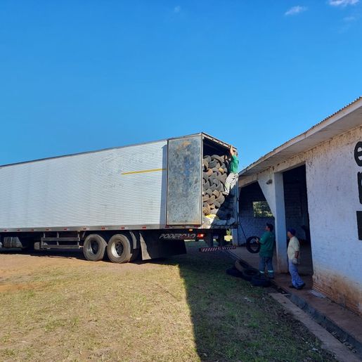Mais de 12 toneladas de pneus são recolhidos no Ecoponto em SMOeste