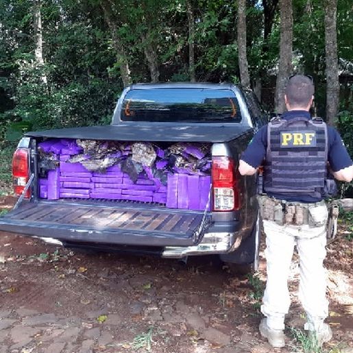 PRF faz a maior apreensão de maconha do ano no Oeste de SC