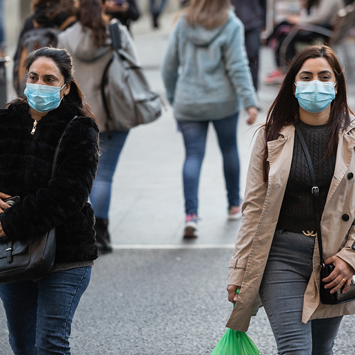 Câmara aprova uso obrigatório de máscaras em locais públicos de todo o país