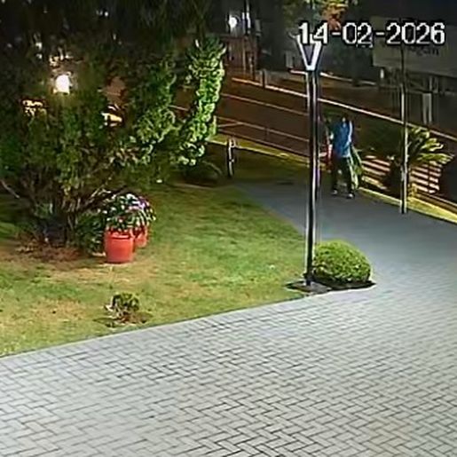 Bandeira de Xanxerê é furtada de mastro em frente à Prefeitura