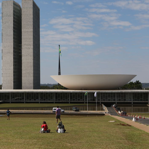 Recesso parlamentar da Câmara e do Senado começam nesta sexta-feira