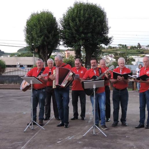 Grupo Terno de Reis de São José do Cedro define programação; confira