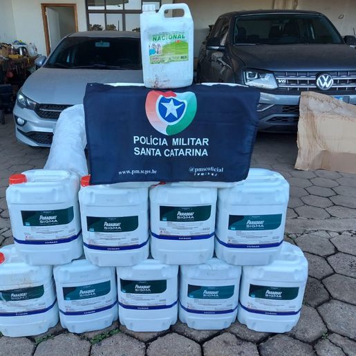 Polícia Militar apreende 220 litros de agrotóxicos contrabandeados