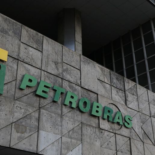 Governo anuncia 4ª troca do presidente da Petrobras em quatro anos