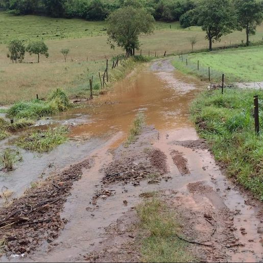 Chuvas intensas provocam danos nas estradas de Campo Erê
