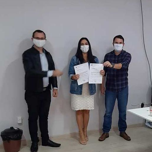 Escola Especial de São João do Oeste recebe confirmação de recursos para compra de veículo