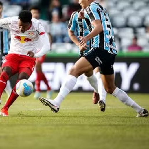 Bragantino vence Grêmio fora de casa na retomada do Brasileirão