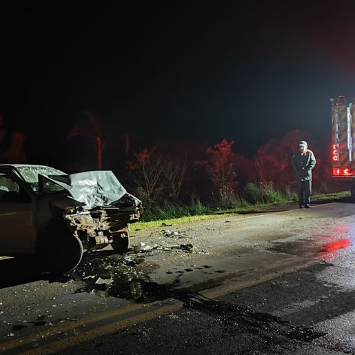 Motorista morre em colisão entre carro e caminhão na BR-163, em Dionísio Cerqueira