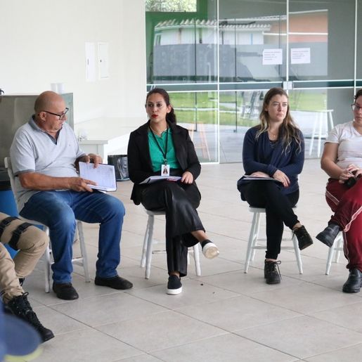 Defesa Civil decide por manter aulas, mas suspender o transporte escolar