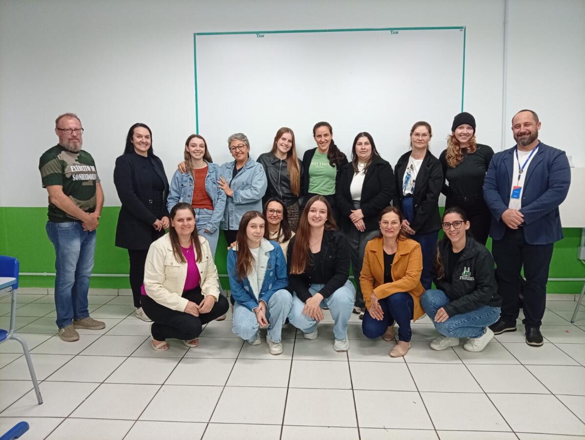 Guaraciaba conclui curso de atendimento ao cliente e anuncia nova capacitação