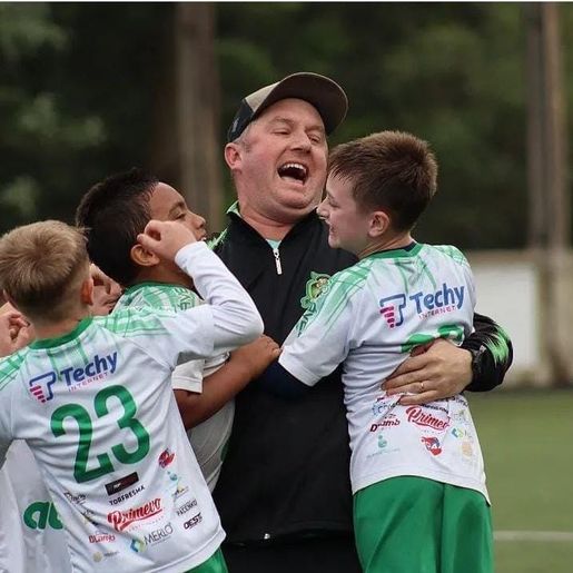 Equipe sub 9 da Chapecoense de SMOeste é campeã da Copa Verde e Branca