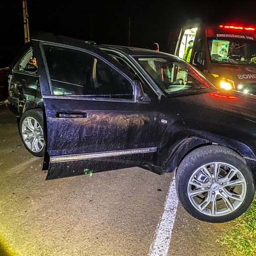 Colisão mobiliza bombeiros e PM em São Miguel do Oeste