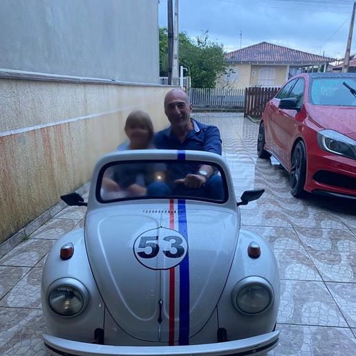 Réplica de Fusca infantil guinchada em Santa Catarina volta para dona
