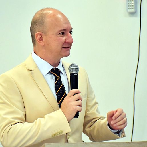 Nova presidência da Câmara de SMO assume com promessa de diálogo