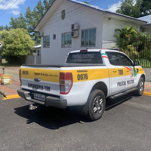 Idoso que tentou subornar policiais com dinheiro para 'cervejinha' é liberado após pagar fiança