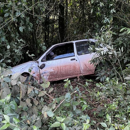 VÍDEO: Veículo da Saúde de Paraíso se envolve em acidente na BR 282