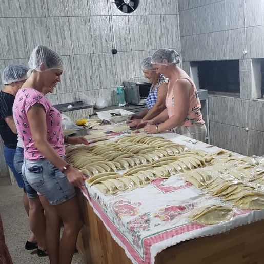 CTG Herança Pampiana realizou Pastelaço especial do Dia das Mulheres