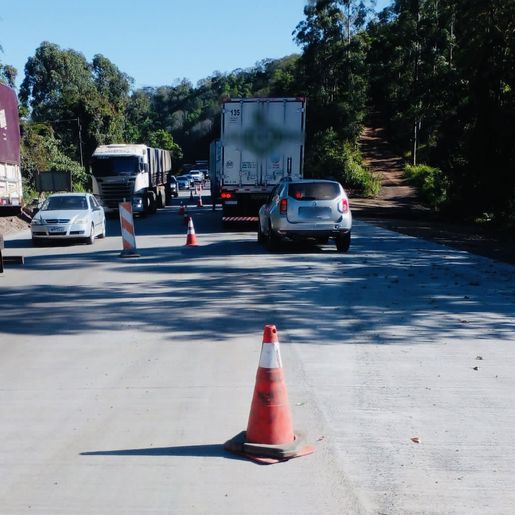 Motorista avança bloqueio e ameaça funcionários da TORC na BR-163