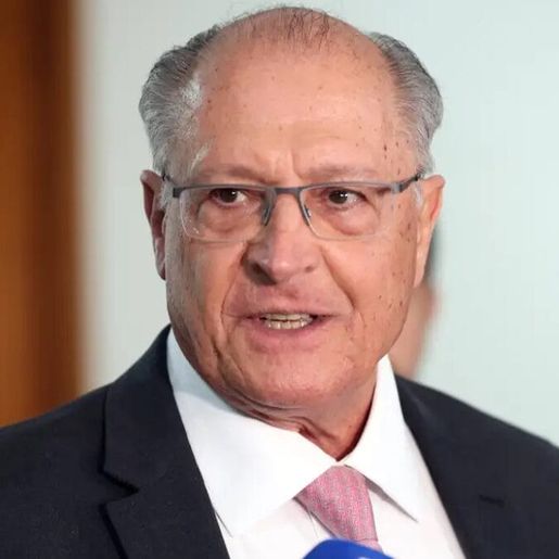 Alckmin recebe empresários de madeireiras e moveleiras de SC com foco no tarifaço