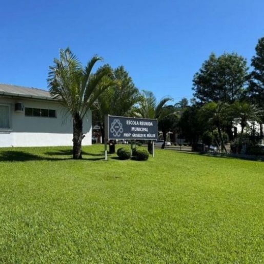 Duas escolas cancelam aulas após ameaça de ataque