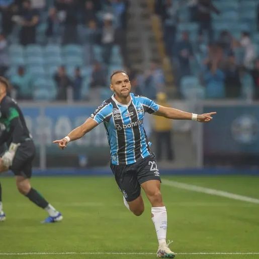 Grêmio busca empate no fim e evita fiasco diante do Juventude