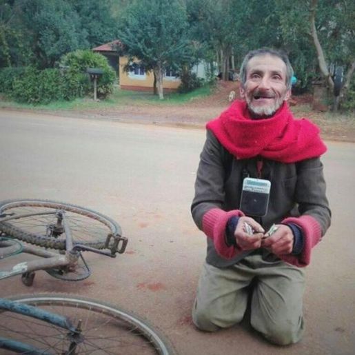 João da Bike ganha nova bicicleta em cidade da Argentina