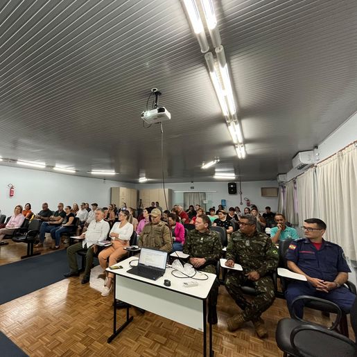 Sala de situação discute ações para evitar epidemia de dengue em SMO