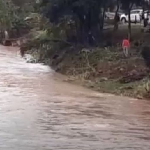 Jovem de 22 anos morre afogada em rio no Oeste