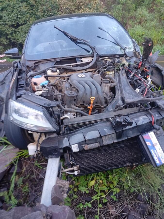 Colisão entre carro e caminhão deixa quatro feridos na SC-160 entre Campo Erê e Saltinho