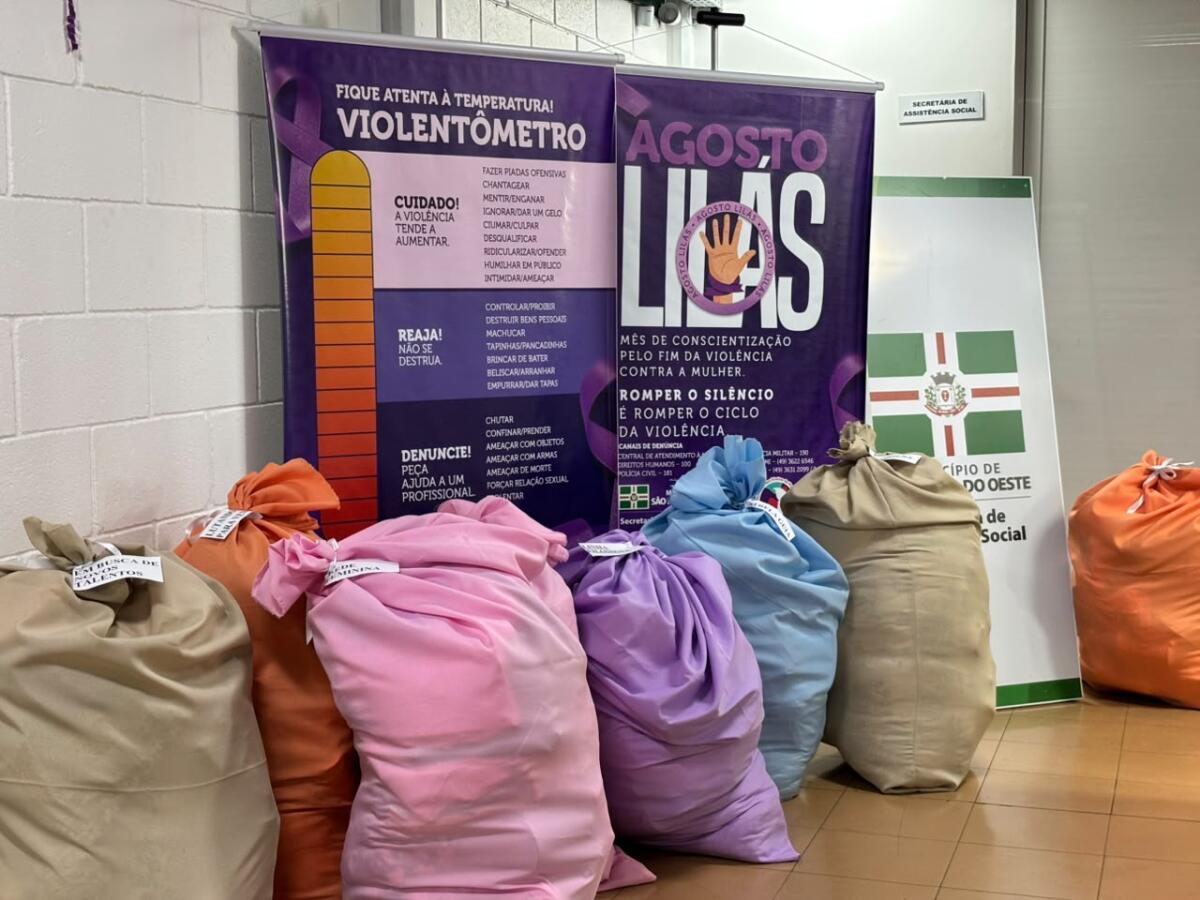 São Miguel do Oeste entrega kits de artesanato para grupos de mulheres