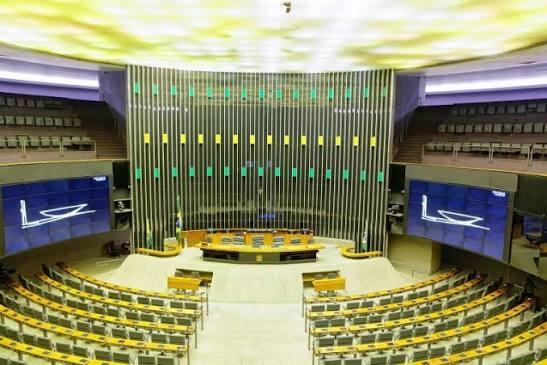 Santa Catarina define os 16 deputados federais eleitos; confira a lista