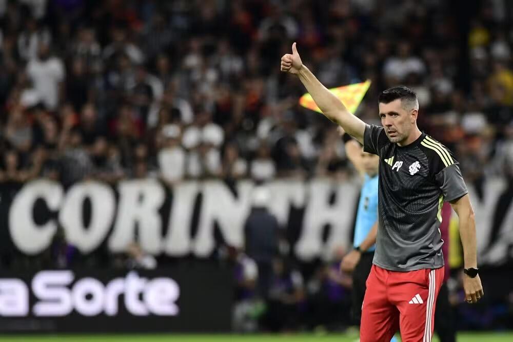 Pezzolano vê Inter como o favorito no Gre-Nal 452: "Jogamos em casa"