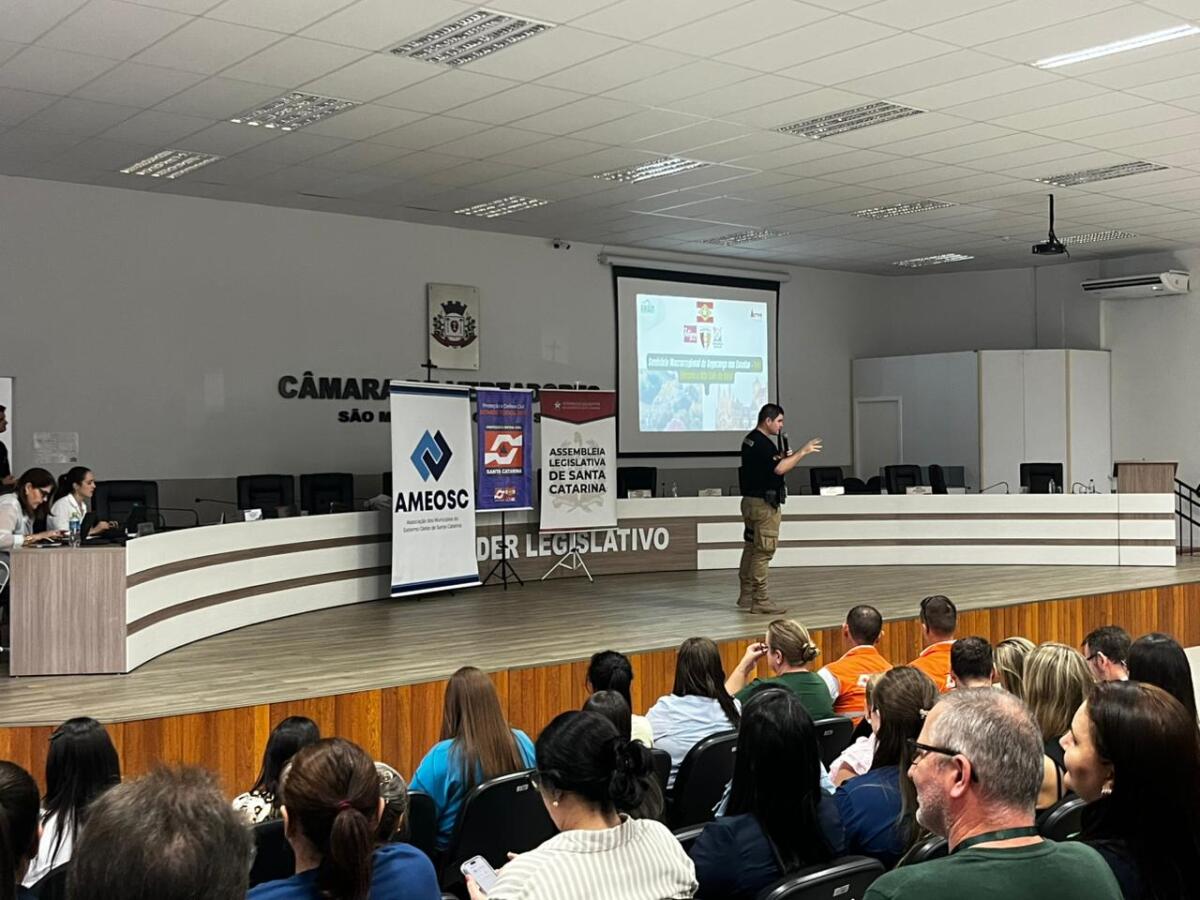 Seminário em São Miguel do Oeste intensifica ações de segurança escolar no Extremo Oeste