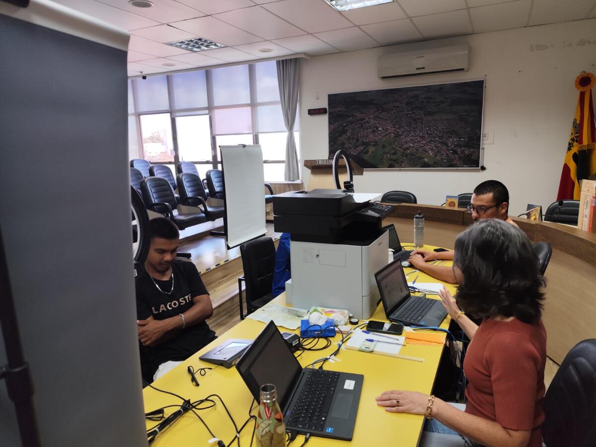 Mutirão eleitoral agiliza emissão de títulos e atrai jovens em São José do Cedro