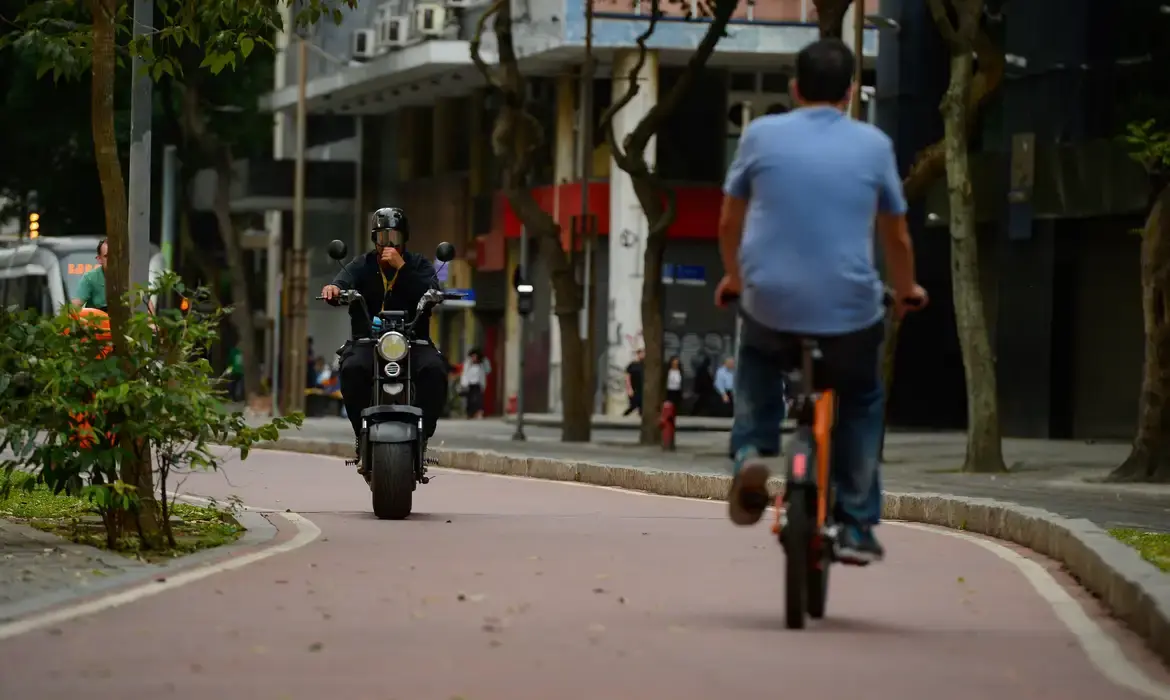 Itapiranga inicia debate para regularização de autopropelidos e veículos elétricos