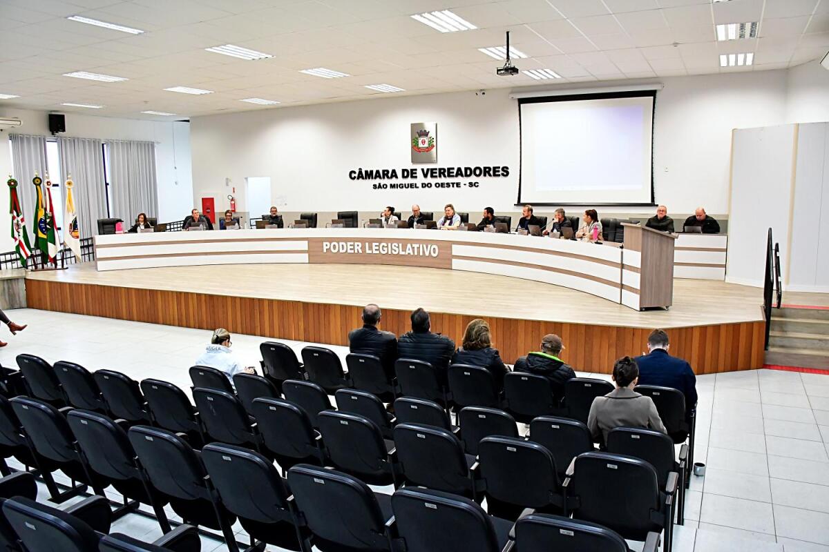 Câmara aprova crédito de R$ 298 mil para compra de implementos agrícolas em SMO