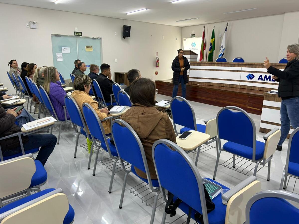 Colegiado de Turismo da AMEOSC se reúne e participa do 1º Encontro do PRDT Caminhos da Fronteira