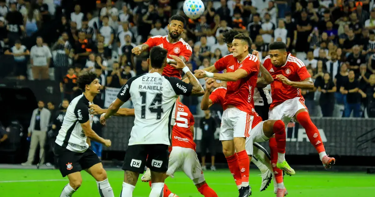 Internacional segura vantagem e avança às quartas da Copa do Brasil