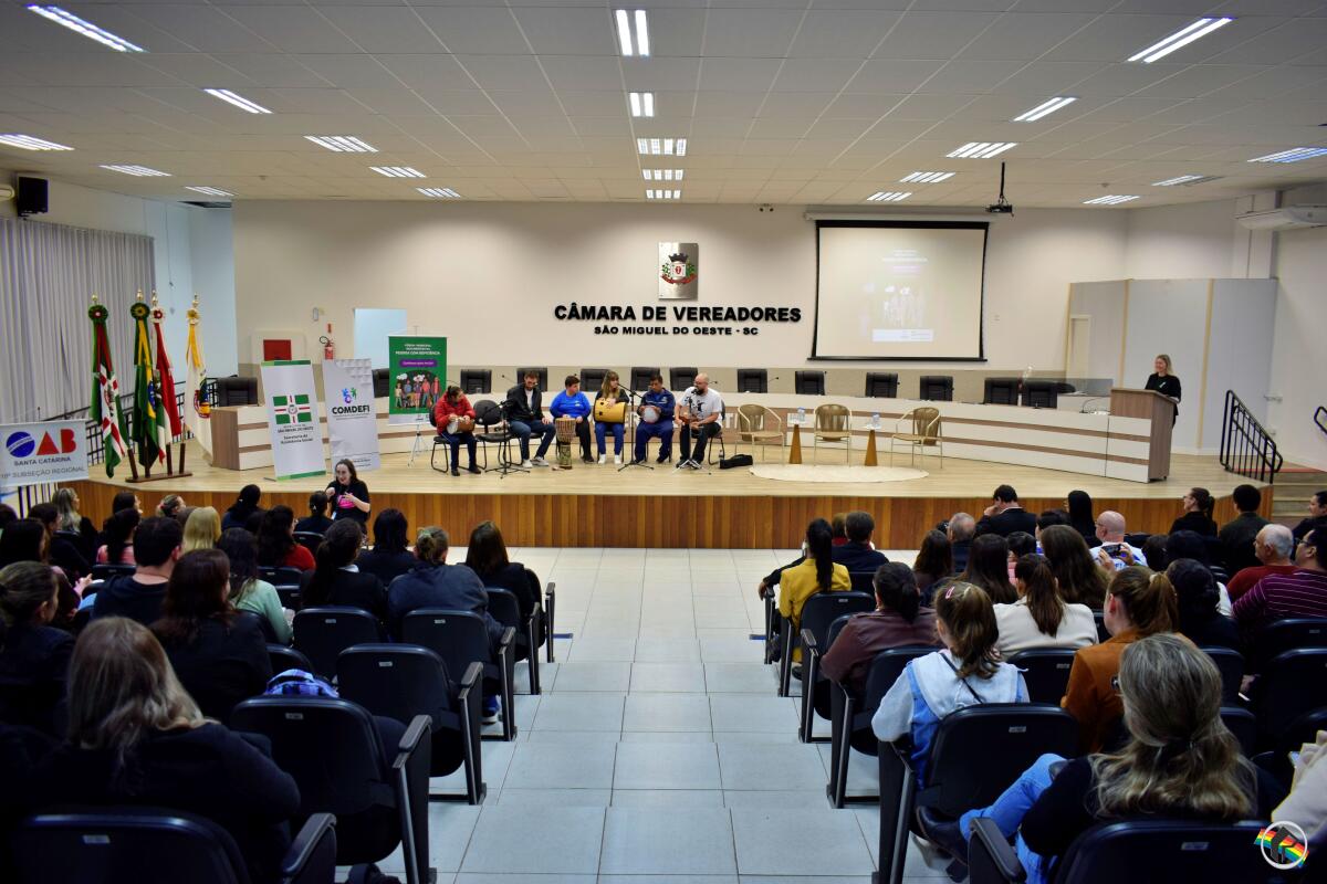 4º Fórum Municipal debate inclusão e direitos das pessoas com deficiência em São Miguel do Oeste