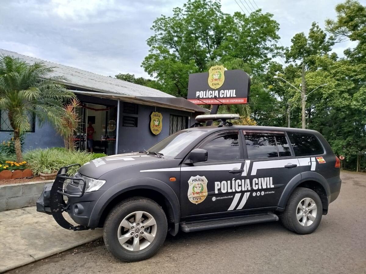 Polícia Civil de Itapiranga prende homem investigado por golpes que passam de R$ 1 milhão