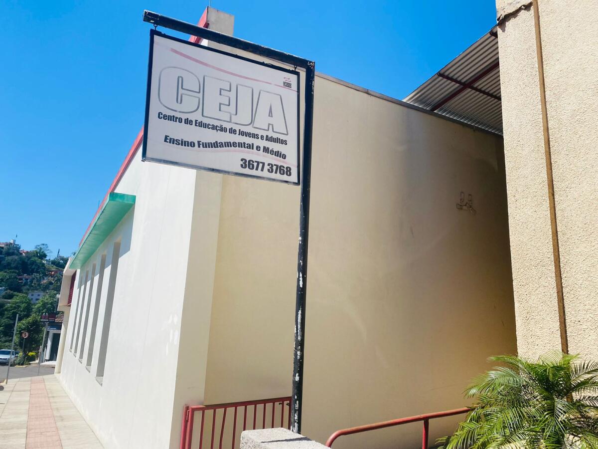 Ex-alunos do CEJA de Itapiranga relatam boas experiências em grande evento
