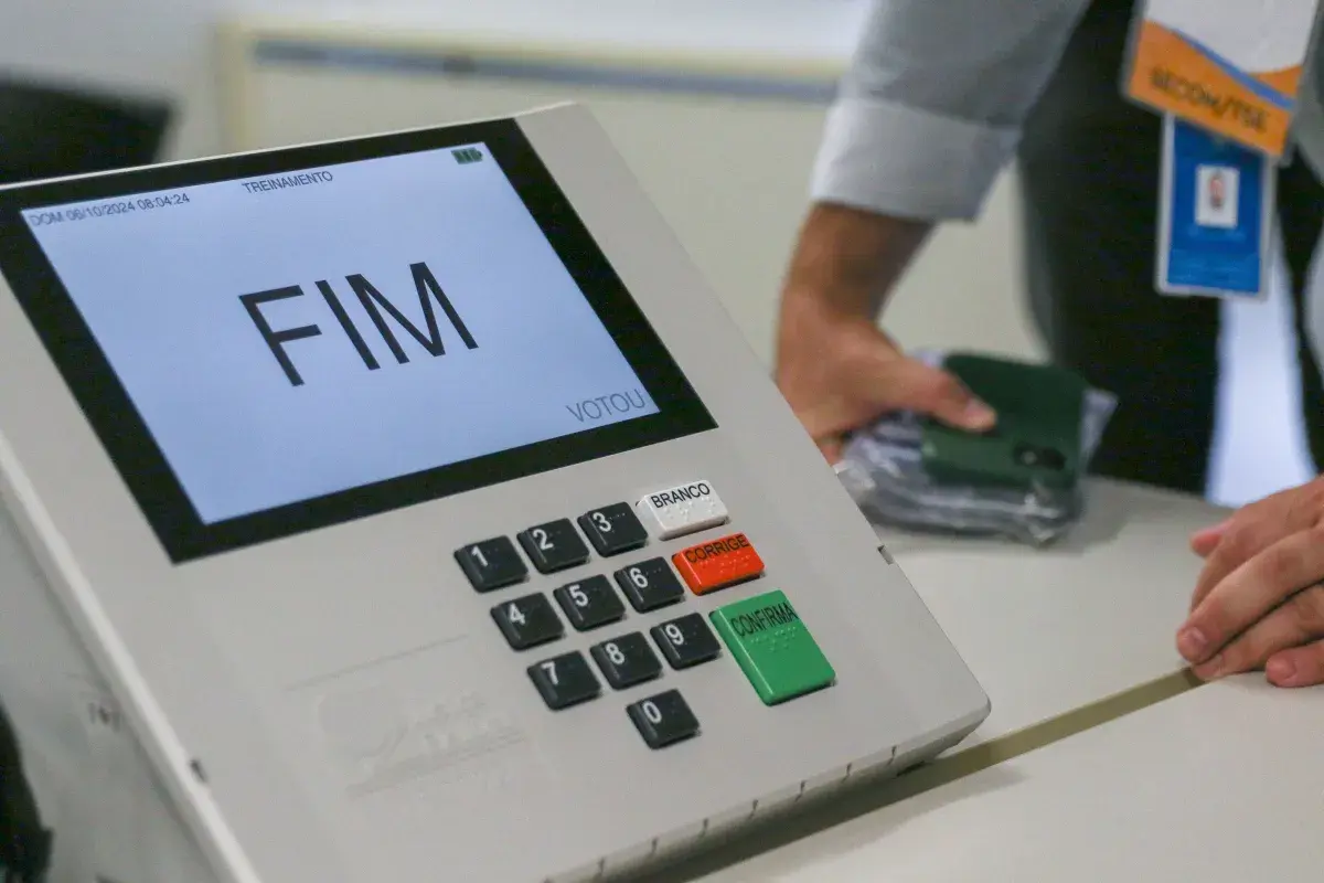 URGENTE: Votação é prorrogada até às 19h em todo o país