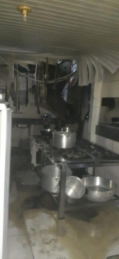 Princípio de incêndio atinge cozinha de restaurante em Dionísio Cerqueira